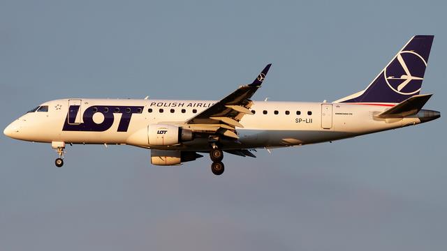 SP-LII::LOT Polish Airlines